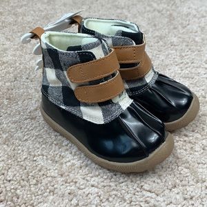 NWT Crown & Ivy black checkered rain boots sz 5